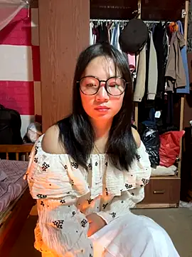 Snapshot of AAANINE22 chatting on October 2025 06:59:01 AM AAANINE22 online show from October 2025 06:59:01 AM