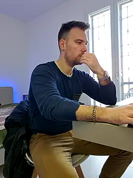 mrlyuis online show from January 2026 11:45:02 AM