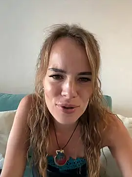 Snapshot of Lionessssa chatting on September 2025 11:33:01 AM Lionessssa online show from September 2025 11:33:01 AM