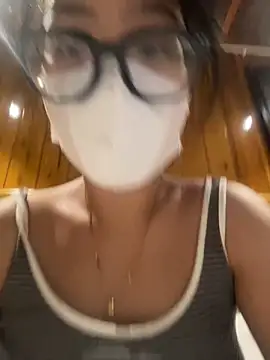 Snapshot of bunny_b4nny chatting on September 2025 07:43:01 AM bunny b4nny online show from September 2025 07:43:01 AM