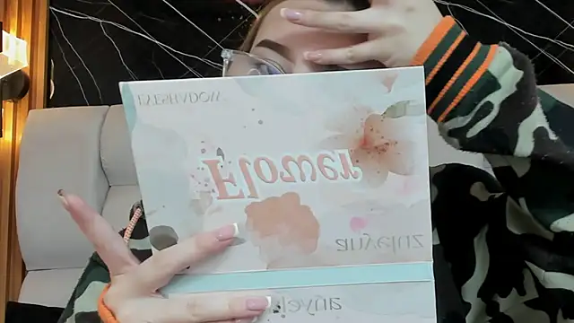 Snapshot of kristal_joi_dl chatting on November 2025 12:17:01 PM kristal joi dl online show from November 2025 12:17:01 PM