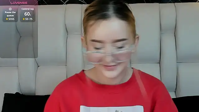 Snapshot of kristal_joi_dl chatting on November 2025 01:02:02 PM kristal joi dl online show from November 2025 01:02:02 PM