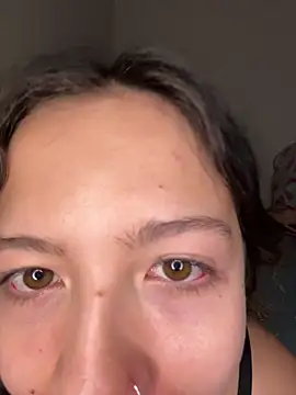 Snapshot of destiny69col chatting on December 2025 01:04:02 AM destiny69col online show from December 2025 01:04:02 AM