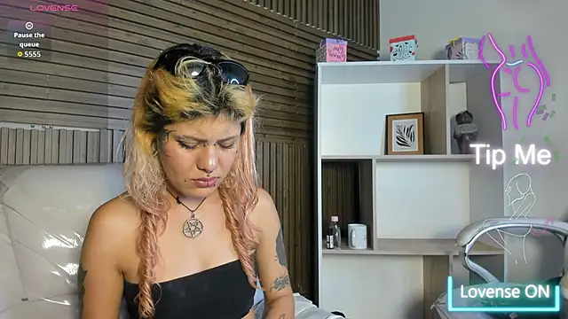 MistressMariam  online show from November 2025 09:08:01 PM