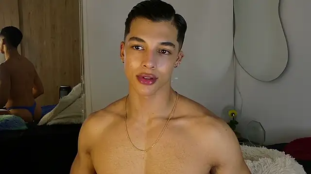 Troye Williams online show from April 2026 12:13:02 AM