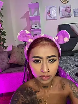 Snapshot of Dirty_isabella18 chatting on May 2026 10:11:02 PM Dirty isabella18 online show from May 2026 10:11:02 PM