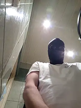 Snapshot of RimMasterAndYourJuice chatting on April 2026 10:18:01 PM RimMasterAndYourJuice online show from April 2026 10:18:01 PM