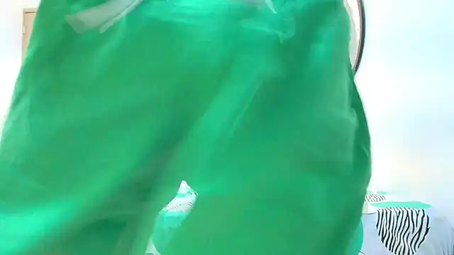 Snapshot of BEAUTY_BOYS1 chatting on November 2025 03:12:02 PM BEAUTY BOYS1 online show from November 2025 03:12:02 PM