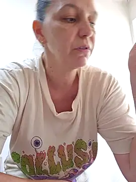 KamillaSpencer online show from April 2026 01:13:02 PM