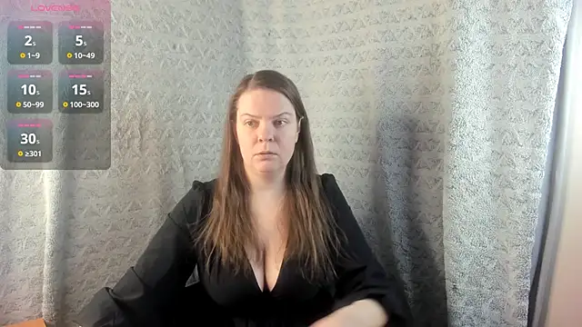 Snapshot of MiaLores chatting on February 2026 09:03:02 AM MiaLores online show from February 2026 09:03:02 AM