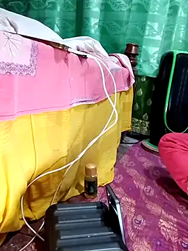 Snapshot of Mistompa24 chatting on December 2025 04:04:01 PM Mistompa24 online show from December 2025 04:04:01 PM