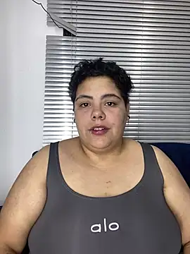 Snapshot of Hailey_Curvy chatting on July 2026 10:20:02 AM Hailey Curvy online show from July 2026 10:20:02 AM
