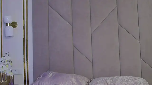 Snapshot of Touch_me chatting on October 2025 04:16:01 PM Touch me online show from October 2025 04:16:01 PM