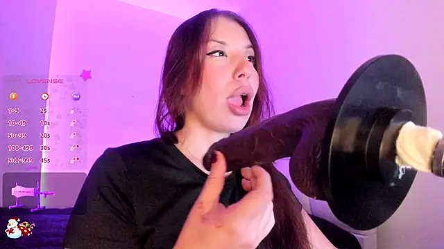 moniklinx online show from December 2025 10:47:01 PM