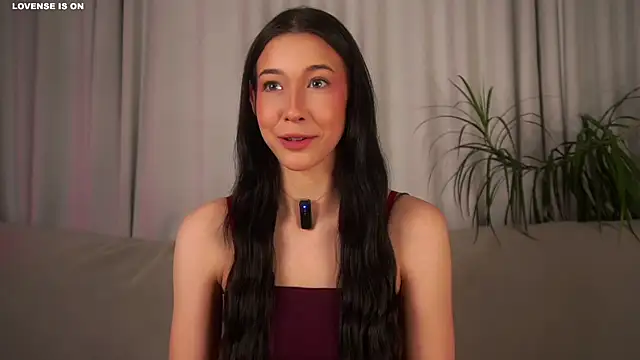 EviaRabasca online show from November 2025 11:21:01 AM