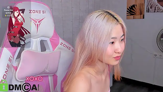 Snapshot of Aisi_18 chatting on December 2025 12:15:01 AM Aisi 18 online show from December 2025 12:15:01 AM