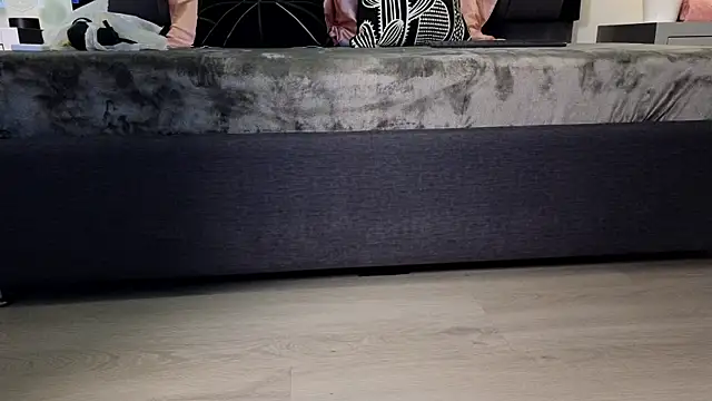 Snapshot of Calipso_Parisi chatting on November 2025 12:39:02 PM Calipso Parisi online show from November 2025 12:39:02 PM