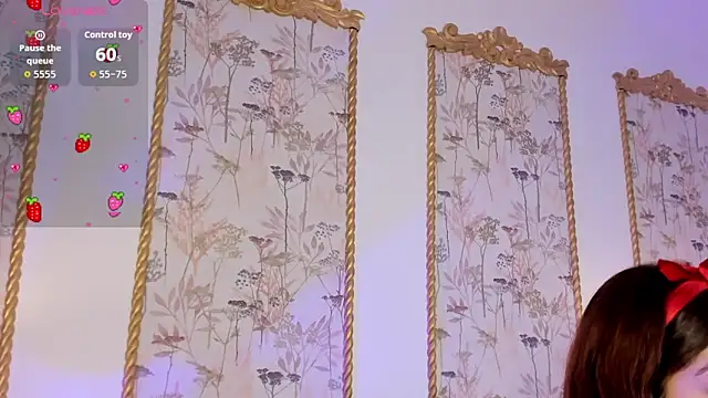 doll eyees  online show from October 2025 07:15:01 PM