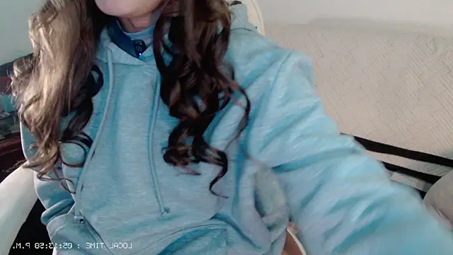 Flor3citarockera online show from December 2025 10:15:02 PM