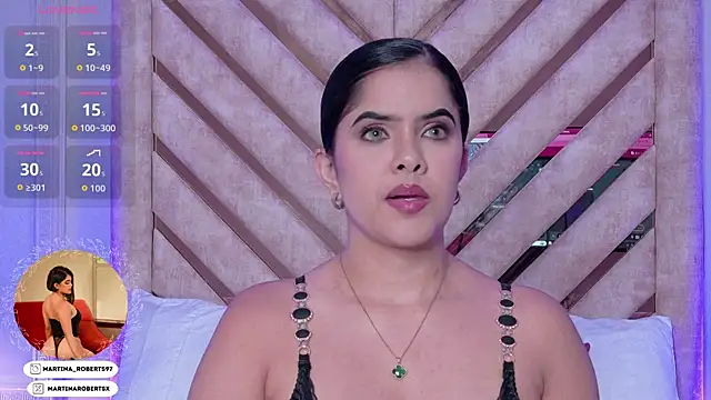 Martina-Roberts- online show from April 2026 04:32:01 AM