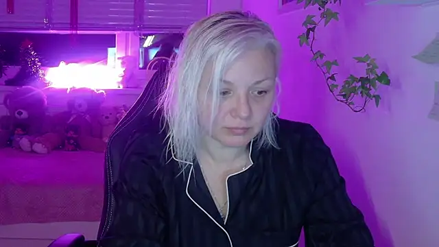 Linsy Kim online show from January 2026 06:42:02 PM