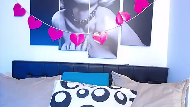 NicoletBlossom online show from February 2026 07:54:02 PM