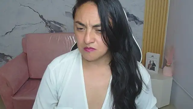 tamara ch1 online show from December 2025 03:45:02 AM