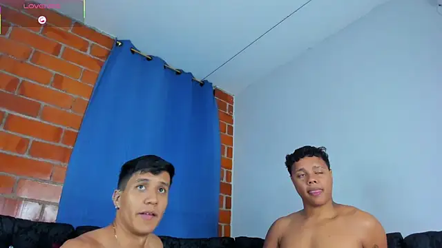 Snapshot of Robertmiller21 chatting on November 2025 05:54:01 AM Robertmiller21 online show from November 2025 05:54:01 AM