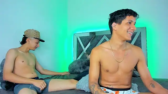 Snapshot of Robertmiller21 chatting on February 2026 06:18:01 PM Robertmiller21 online show from February 2026 06:18:01 PM