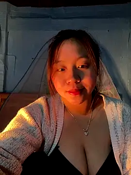 maianhcute online show from January 2026 12:24:01 AM