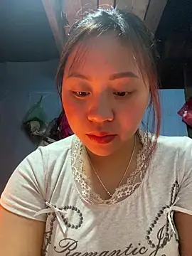 maianhcute online show from February 2026 02:35:01 PM