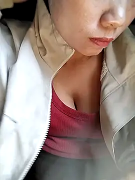 Snapshot of venu00 chatting on November 2025 04:25:02 AM venu00 online show from November 2025 04:25:02 AM