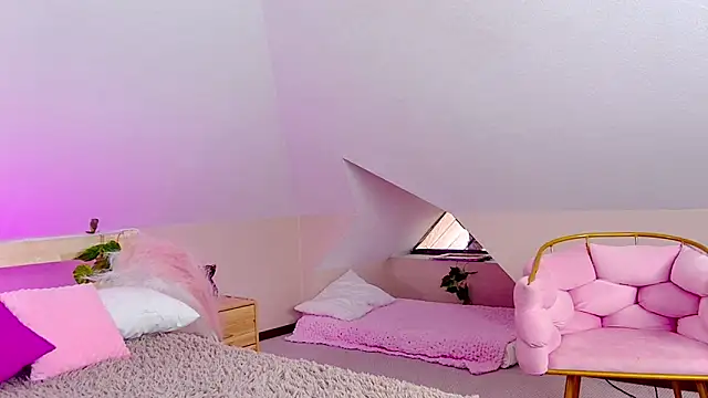 Snapshot of Liann_Stark chatting on October 2025 07:01:01 AM Liann Stark online show from October 2025 07:01:01 AM