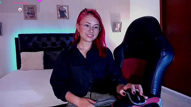 MAYASMITH   online show from July 2026 05:44:01 AM