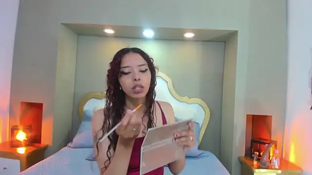 Snapshot of AteneaGreyy chatting on November 2025 12:05:01 PM AteneaGreyy online show from November 2025 12:05:01 PM