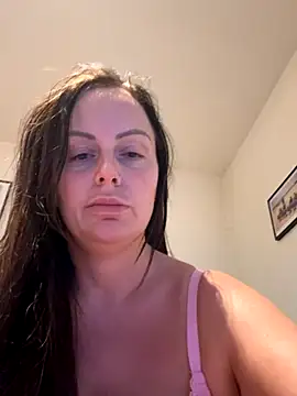 Snapshot of nightingale27 chatting on October 2025 06:28:02 PM nightingale27 online show from October 2025 06:28:02 PM