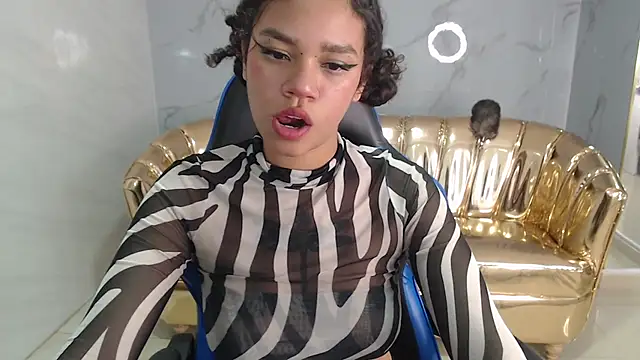 Canela s1 online show from September 2025 08:03:01 PM