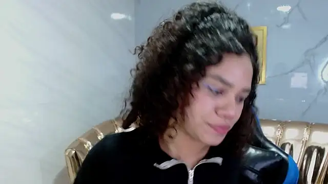 Canela s1 online show from November 2025 09:15:01 PM