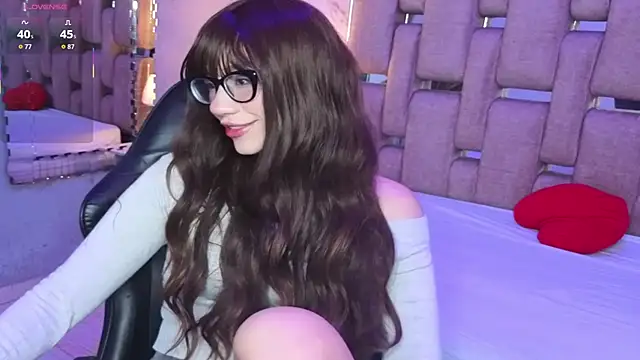 ZharaLux online show from January 2026 12:42:01 PM