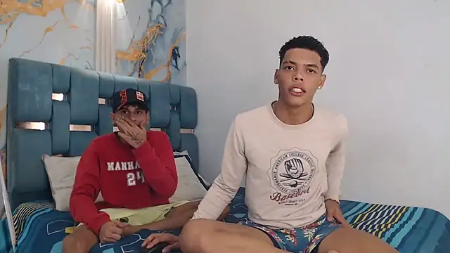 PRETTY FEM online show from February 2026 01:46:01 AM