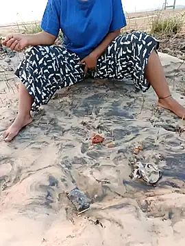 Aaradhya Sharma online show from November 2025 11:11:01 AM