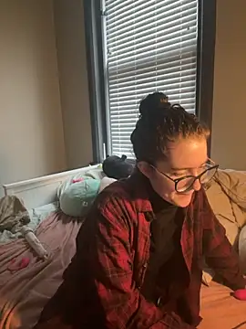 knottybunny online show from November 2025 04:00:01 PM