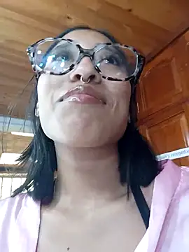 celeste contreras online show from October 2025 04:09:02 PM