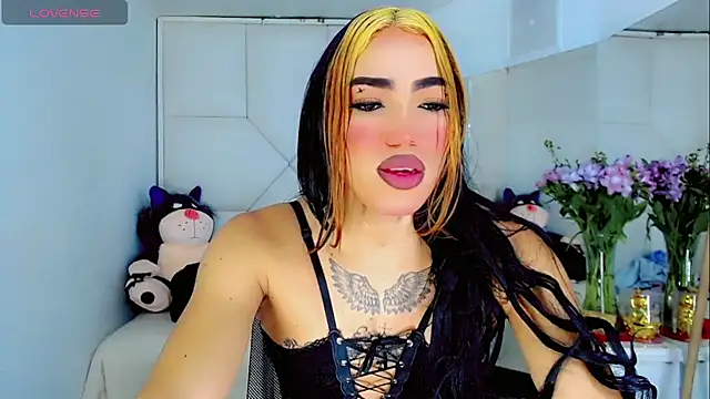 KatyuscaSubmissive online show from November 2025 07:35:01 PM