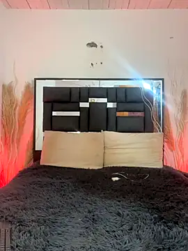 REINA ADAHARA online show from November 2025 10:45:02 AM