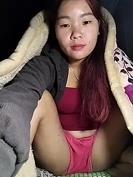 Snapshot of lylylove chatting on December 2025 08:34:01 AM lylylove online show from December 2025 08:34:01 AM