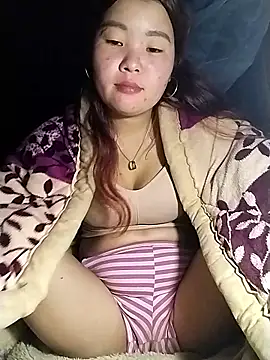 lylylove online show from February 2026 01:26:02 PM