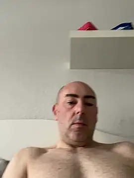 Richmcgee online show from March 2026 08:36:01 AM