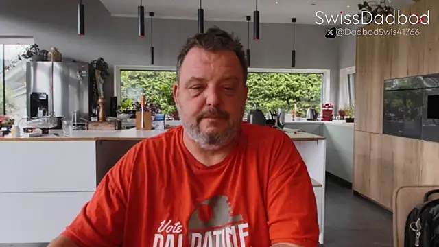 Snapshot of SwissDadbod chatting on September 2025 02:27:02 PM SwissDadbod online show from September 2025 02:27:02 PM