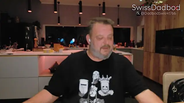 Snapshot of SwissDadbod chatting on September 2025 08:41:01 PM SwissDadbod online show from September 2025 08:41:01 PM